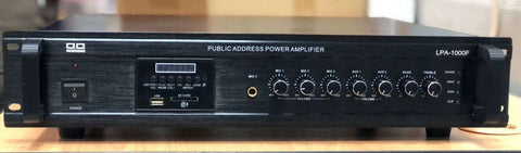 Amplificador de PA de 1000W, salida de 70-100V, USB/ SD/ FM/ Bluetooth, Pantalla LCD, control remoto, montaje en rack, 220VAC – LPA-1000F