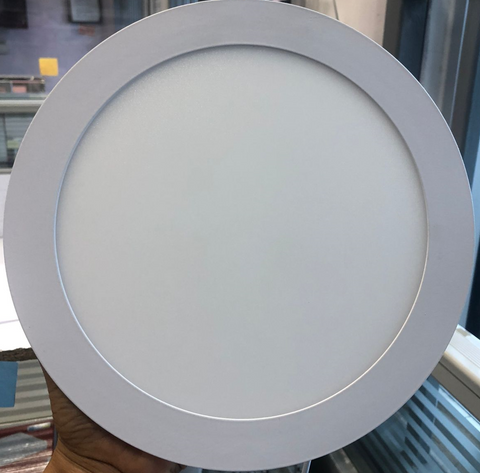 Panel LED redondo de 18 watts, luz neutra, empotrable, acabado en color blanco, 100-277V – TekLed 165-036143