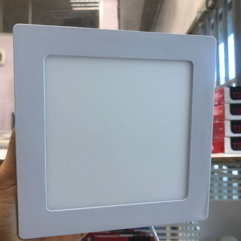 Panel LED cuadrado de 12 watts, luz neutra, empotrable, acabado en color blanco, 100-277V – TekLed 165-036283