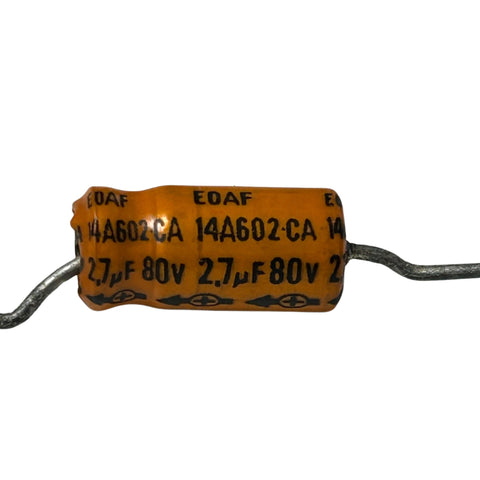 Capacitor electrolítico 2.7 microfaradios 80 voltios