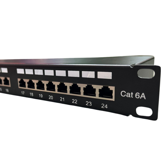 Patch panel CAT6A blindado de 24 puertos