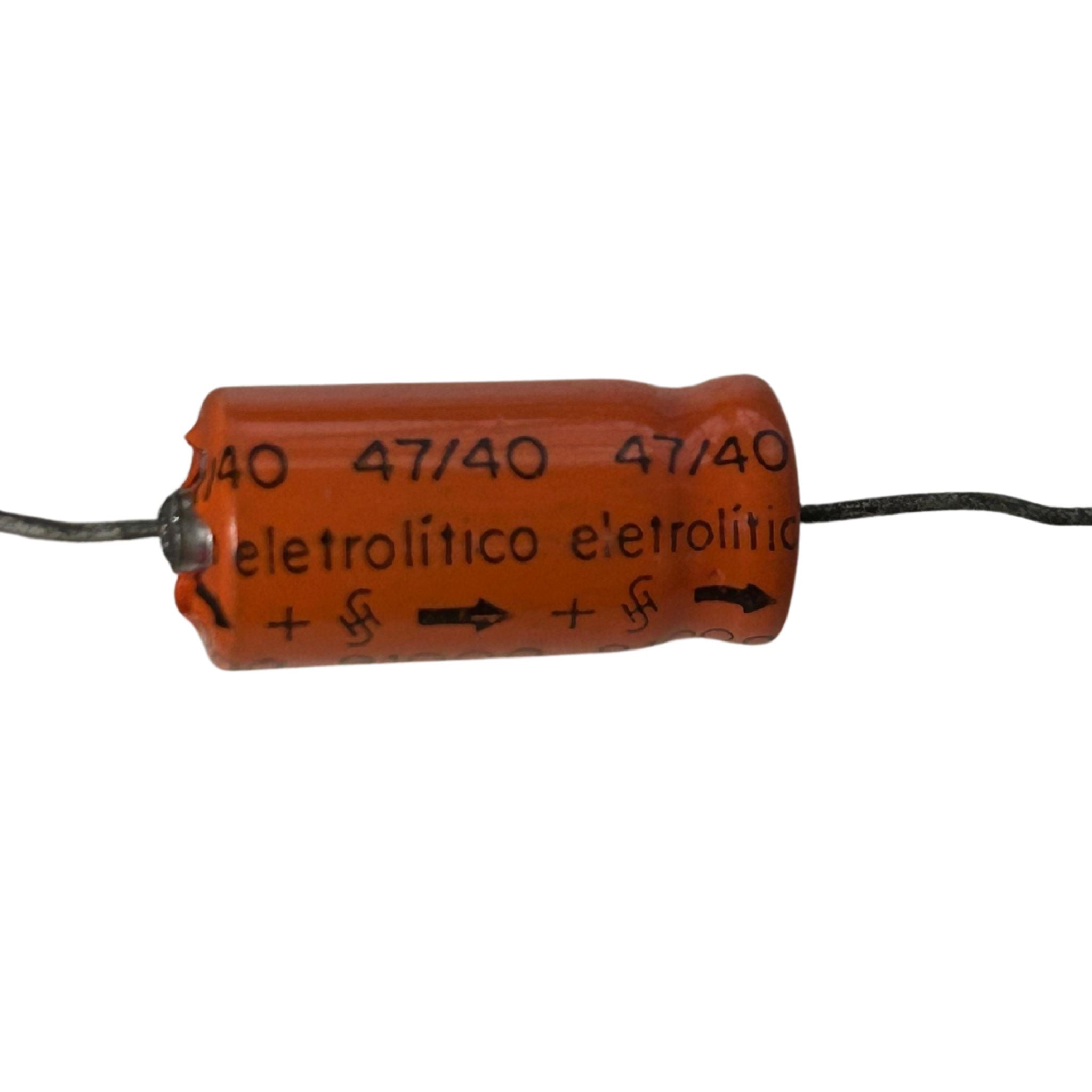 Capacitor electrolítico Siemens 47 microfaradios 40 voltios