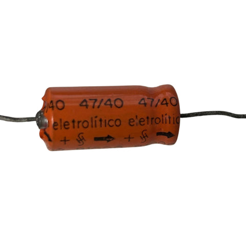 Capacitor electrolítico Siemens 47 microfaradios 40 voltios