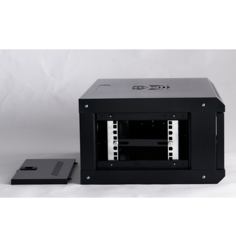 Gabinete de 4U con puerta de malla y bandeja incluida