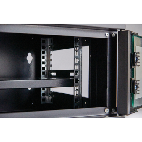 Gabinete de 6U con puerta de vidrio y bandeja incluida