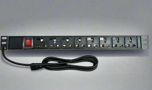 Regleta PDU horizontal para rack de 8 salidas universales