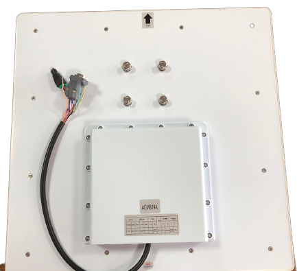 Lector UHF para control de acceso vehicular 12 a 20 metros