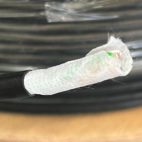 Cable CAT6 exterior para intemperie con membrana impermeable