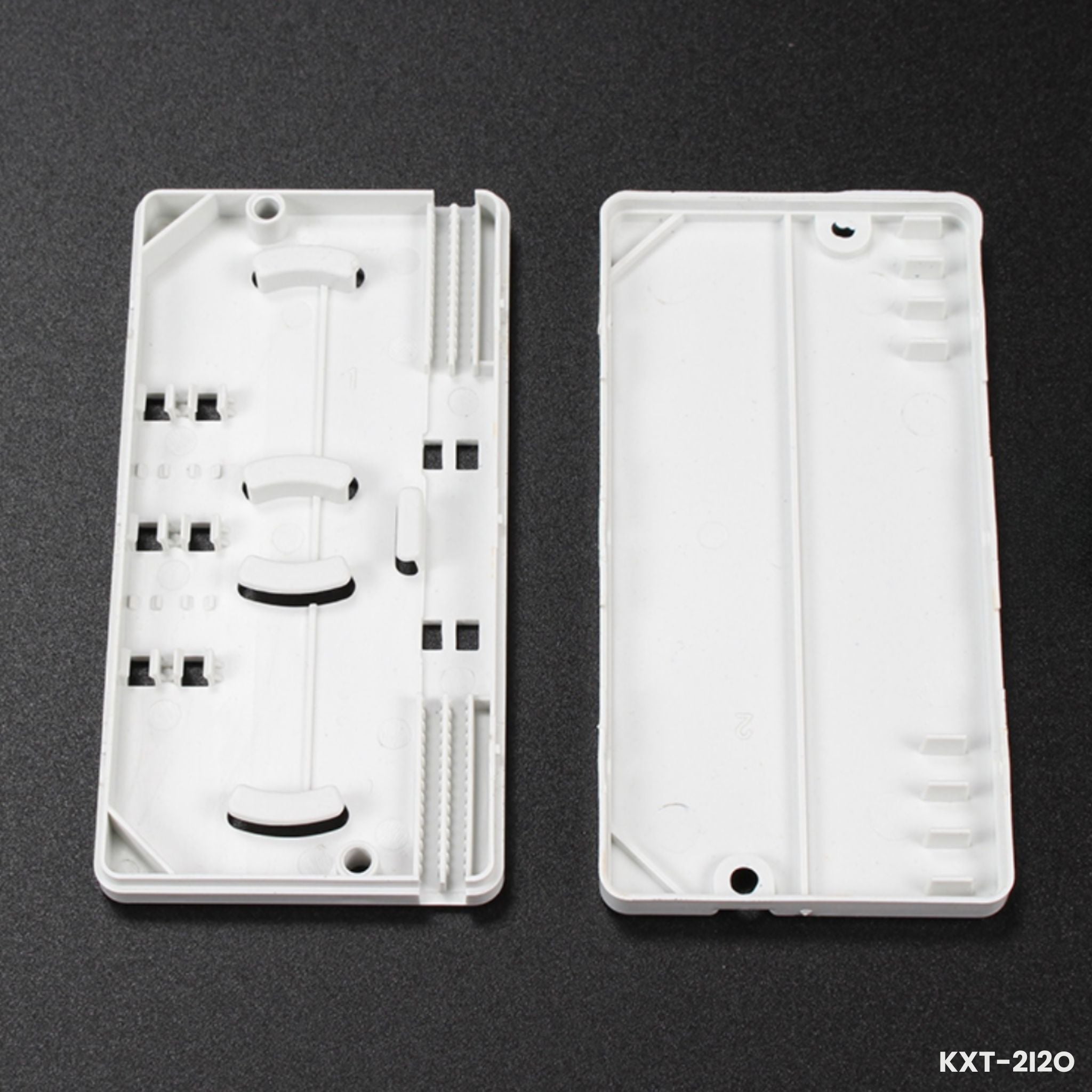 Caja protectora empalme fibra óptica FTTH 2 entradas 2 salidas KXT-2I2O bypass 