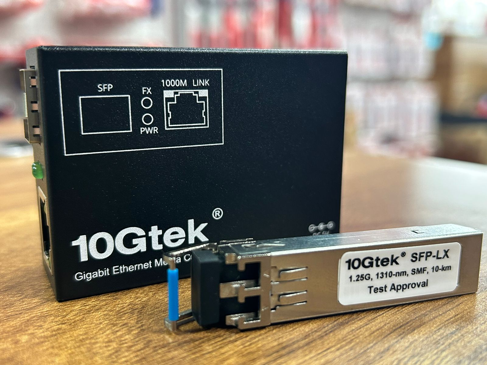 Convertidor de medios de fibra óptica con módulo transceptor SFP 1.25Gbps, 10km