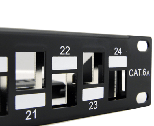 Patch panel vacío 24 puertos para redes CAT6A UTP STP Kuwes KSNTF24-C6A-B-BK - LA CASA DEL TELEFONO