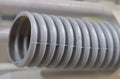 Pie de Tubería corrugada flexible de ¾”, gris, PE – KSWG-18