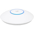 Punto de acceso de alto desempeño MIMO 4x4, soporta 1500 usuarios concurrentes - Unifi UAP-XG