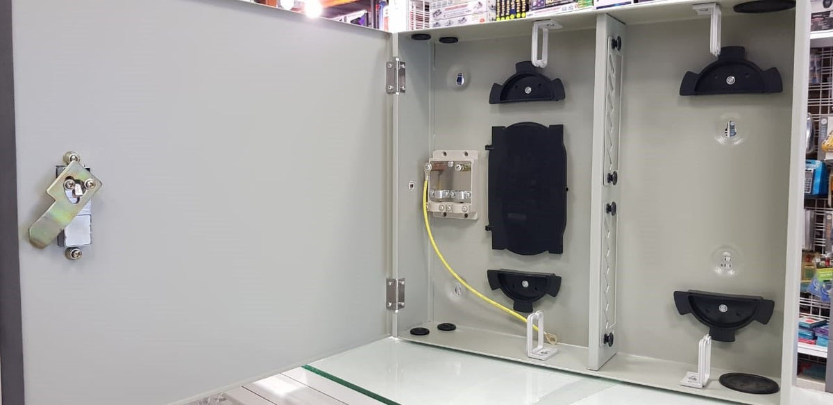Gabinete de pared para fibra óptica, 24 fibras, SC, dúplex - LCDT FWE2212SCG - LA CASA DEL TELEFONO
