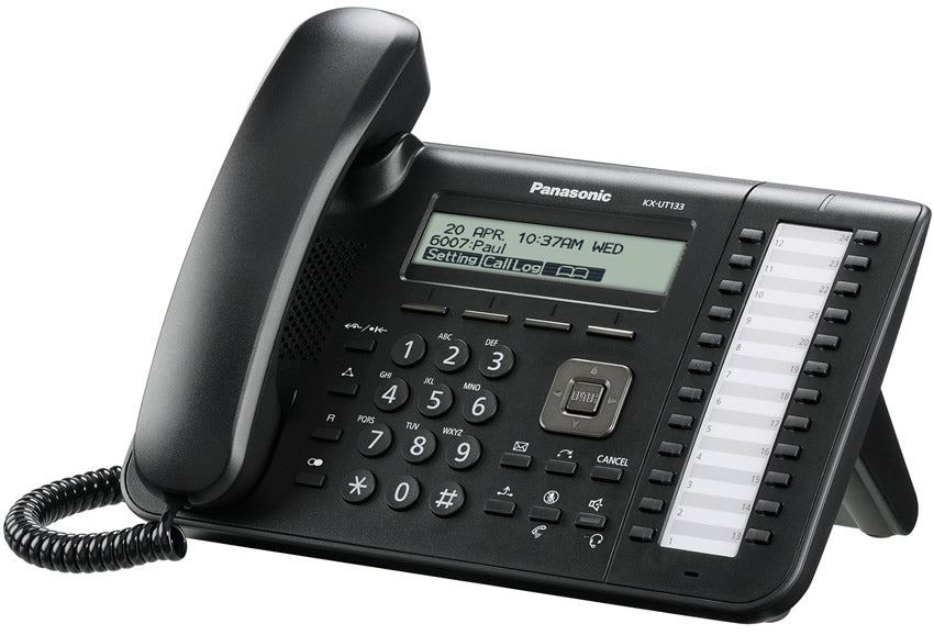 KX-UT133 – Teléfono IP con pantalla; 2 puertos Ethernet y 24 teclas programables