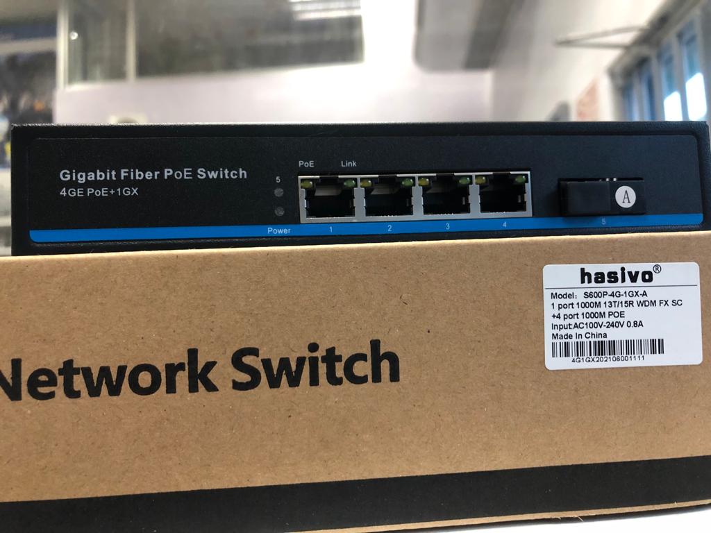 Switch de 4 puertos Full Gigabit PoE + 1 puerto Gigabit SC – S600P-4G-1GX-A hasivo - LA CASA DEL TELEFONO